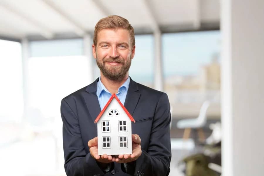 housing realtor